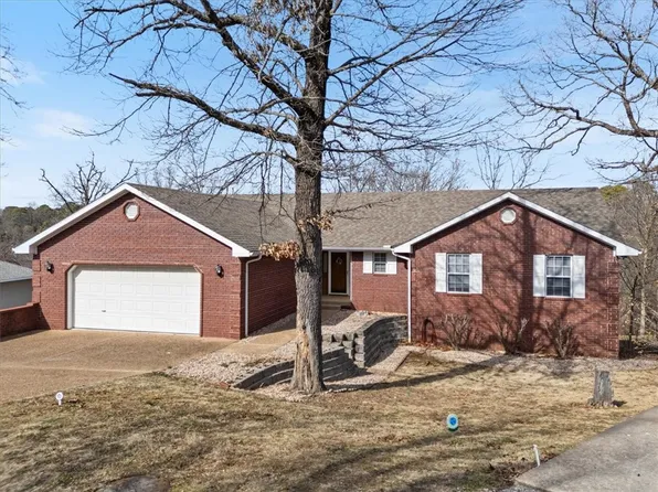 43 S Hills Loop, Holiday Island, AR 72631