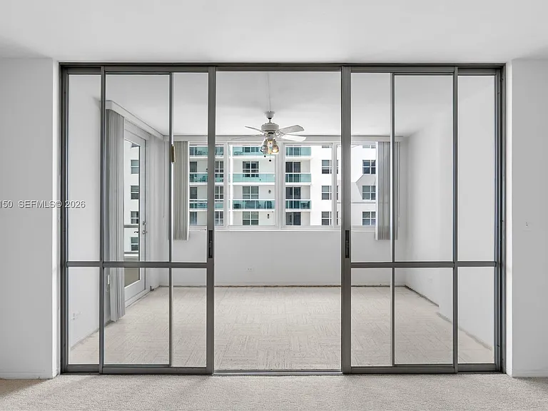 5005 Collins Ave #509 — Photo 23