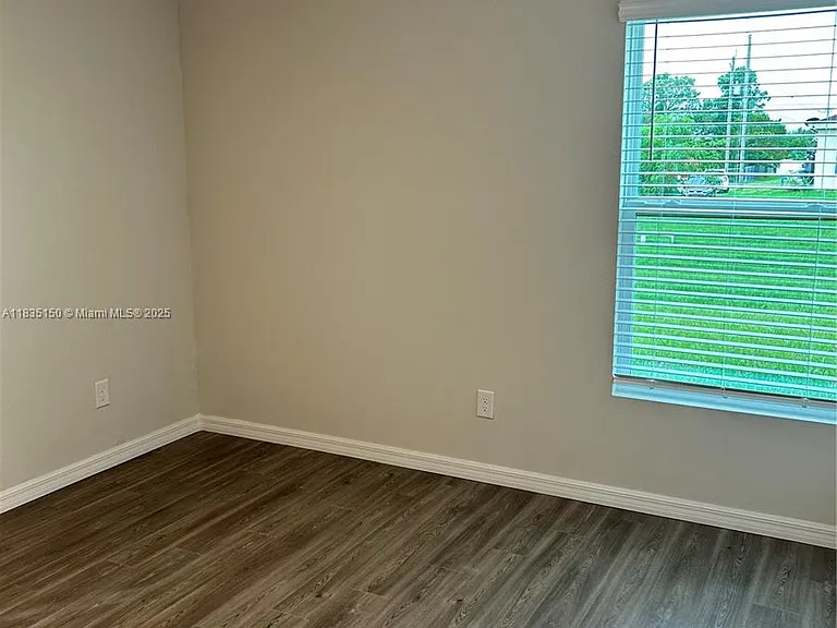 3415 20th St W — Photo 11