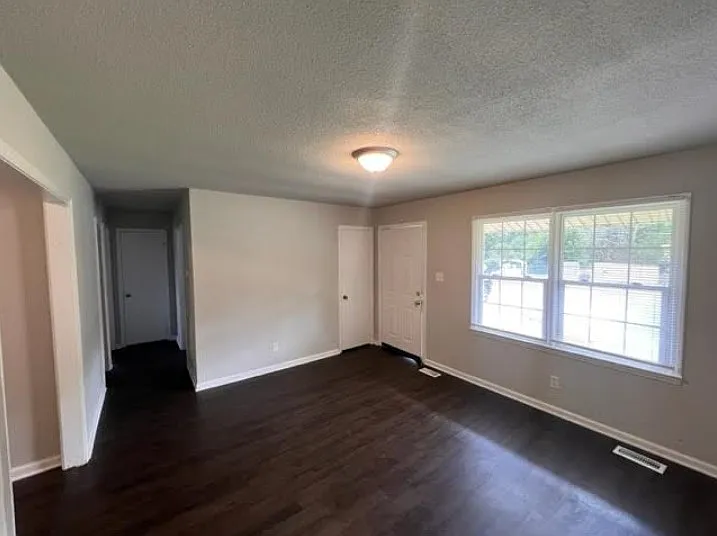 303 Walton Rd #303 — Photo 9