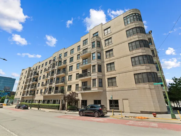 520 N Halsted St APT 305, Chicago, IL 60642
