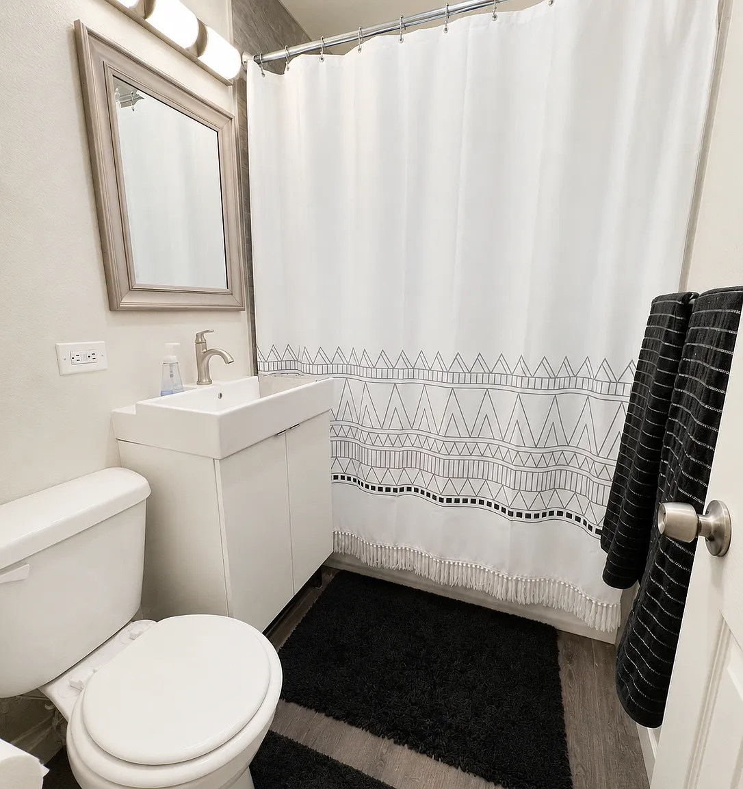 4 bed, 1380 sqft, $1,500 — Photo 4