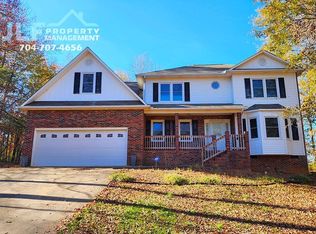 413 Wintergreen Ct, Kings Mountain, NC 28086