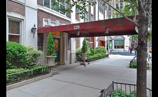 Sold by Douglas Elliman | media 12