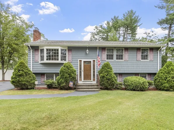 9 Donald Rd, Billerica, MA 01821