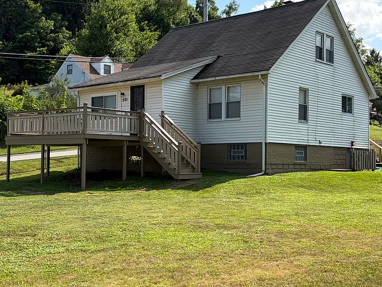 501 Barckhoff St — Photo 1