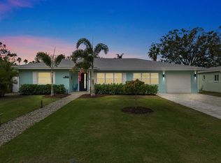 1832 San Mateo Dr, Dunedin, FL 34698