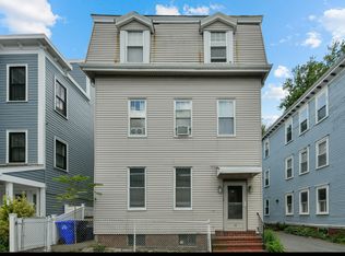 34 Middle St #1, Boston, MA 02127