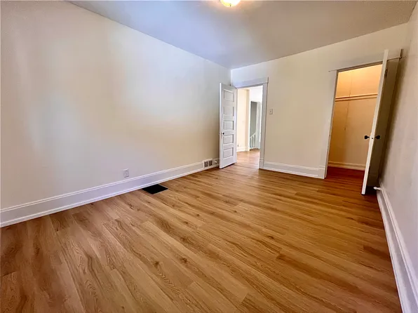 521 Burbank Ave Unit 1, Woodstock, IL 60098