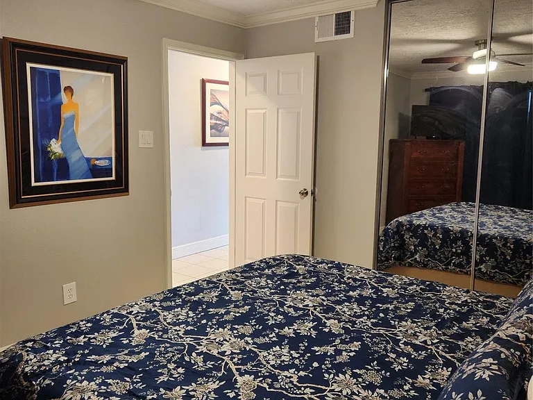 12600 Melville Dr #123 — Photo 13