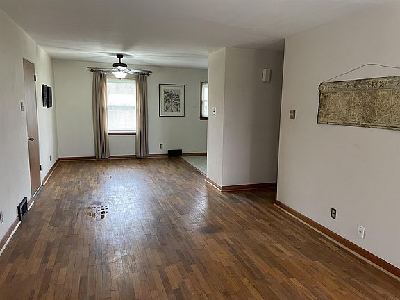 3rd image of 4000 N Ball Ave