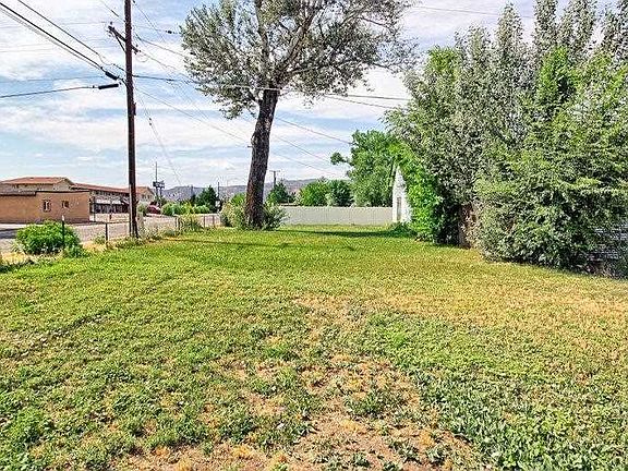 4th image of 535 W Aspen Ave