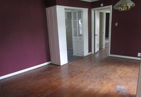 3rd image of 1015 Corsicana Hwy
