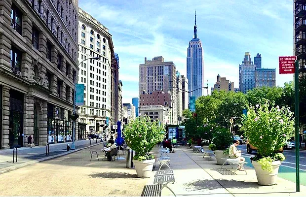 Rented by Bond New York | media 7