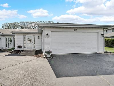 209 Barbara Jean Dr, Schererville, IN, 46375