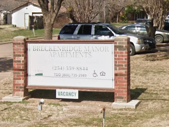 200 N Palmer St, Breckenridge, TX 76424