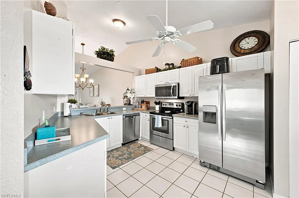 9022 Michael Cir — Photo 3