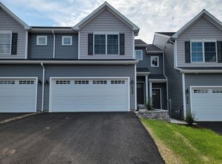 107 Magnolia Dr, Middletown, PA 17057