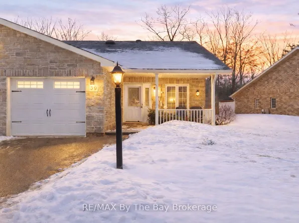 39 Greenway Dr, Wasaga Beach, ON L9Z 0E6