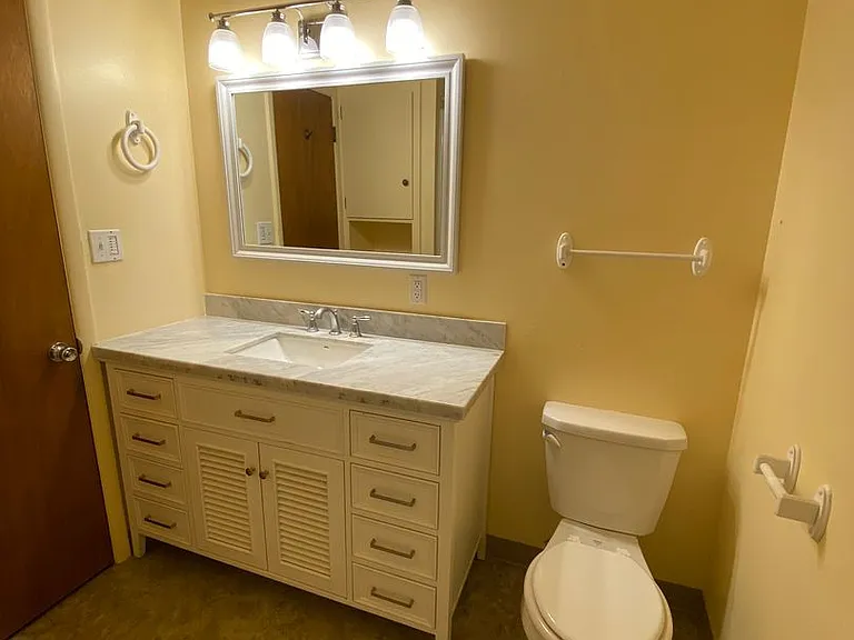 403 Highway 405b Ave — Photo 13