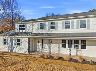 12 Princeton Ct, Iowa City, IA 52245