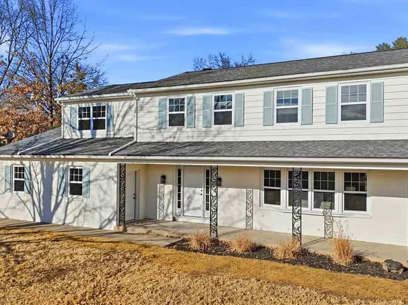 12 Princeton Ct, Iowa City, IA 52245