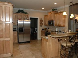 104 Little Red River Dr, Searcy, AR 72143