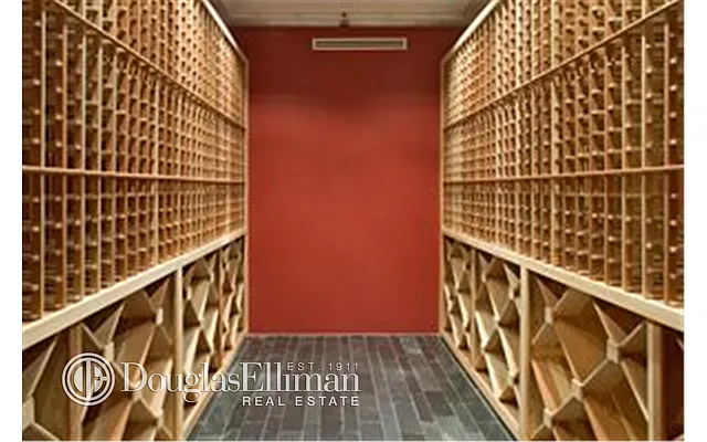 Rented by Douglas Elliman | media 27