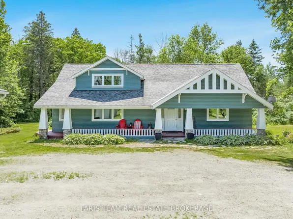 1622 Houseys Rapids Rd, Gravenhurst, ON P1P 1R3