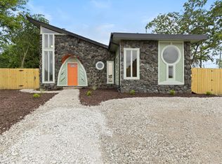 1550 E Apache St, Tulsa, OK 74106