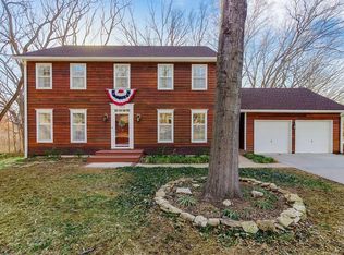 11823 Rosehill Rd, Overland Park, KS 66210