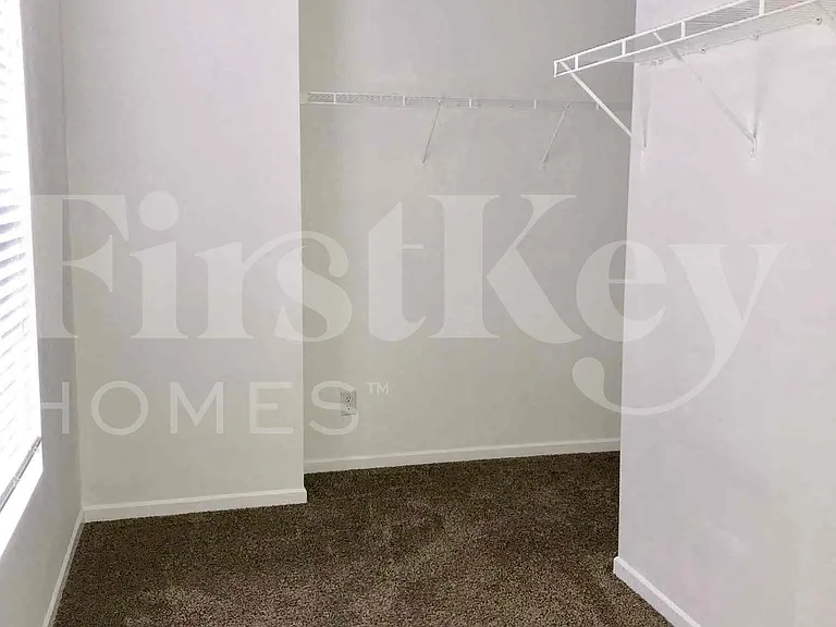 1749 Blue Grass Pkwy — Photo 9