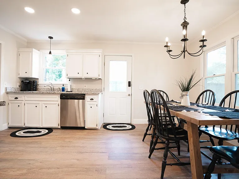 712 Willowood Pkwy — Photo 6