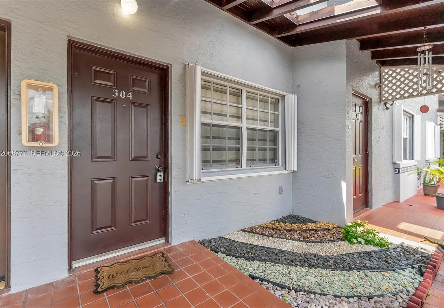 Lago Del Rey Condo — Photo 3