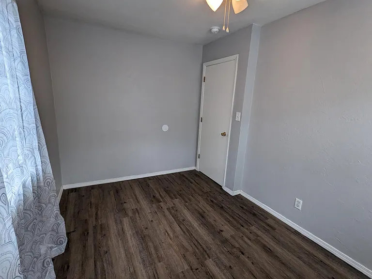 417 W Pulaski St — Photo 5