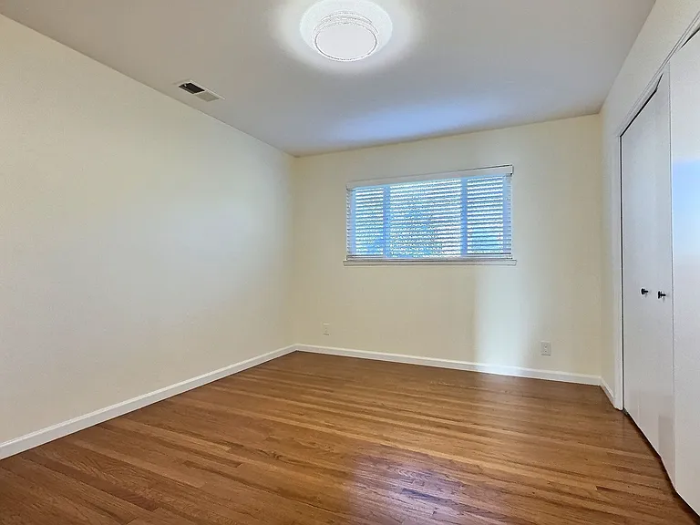 1403 S Blaney Ave — Photo 15