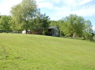 258 Ironworks Rd, Irvine, KY 40336