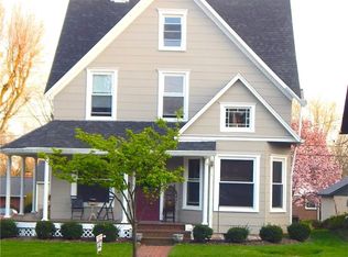 92 E Franklin St, Centerville, OH 45459