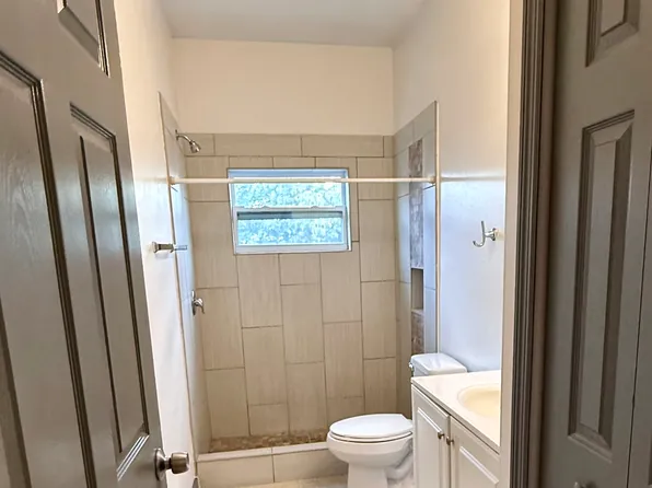 5543 6th Ave, Fort Myers, FL 33907