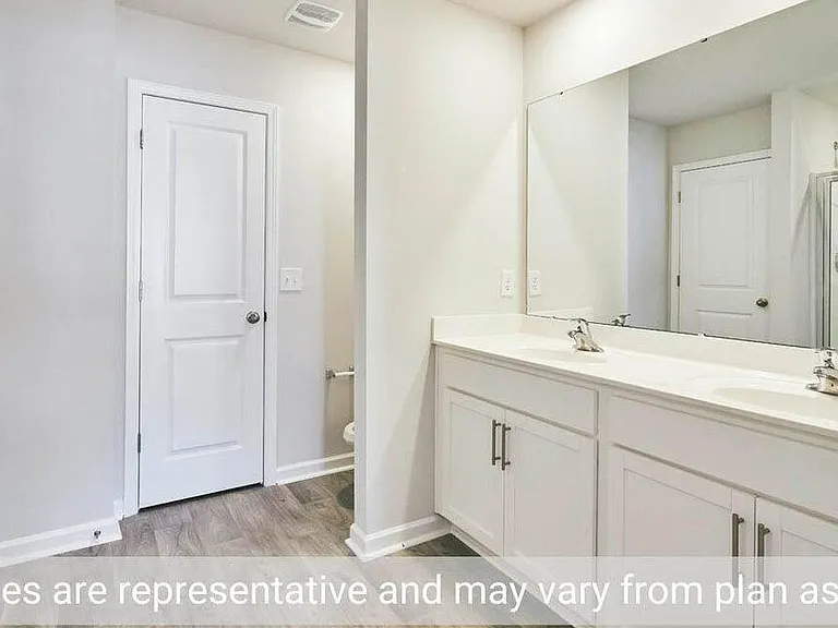 261 David Hill Dr — Photo 2