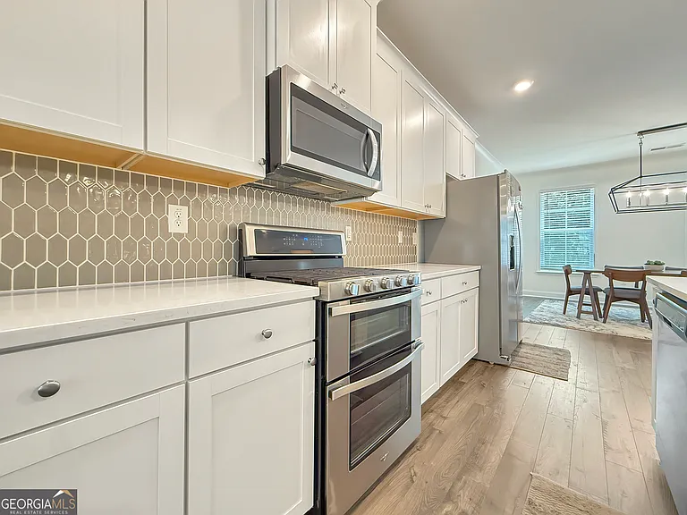 1160 Kendron Ln #16 — Photo 6