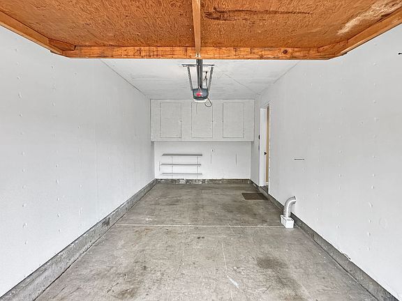 2nd image of 603 Devonwood