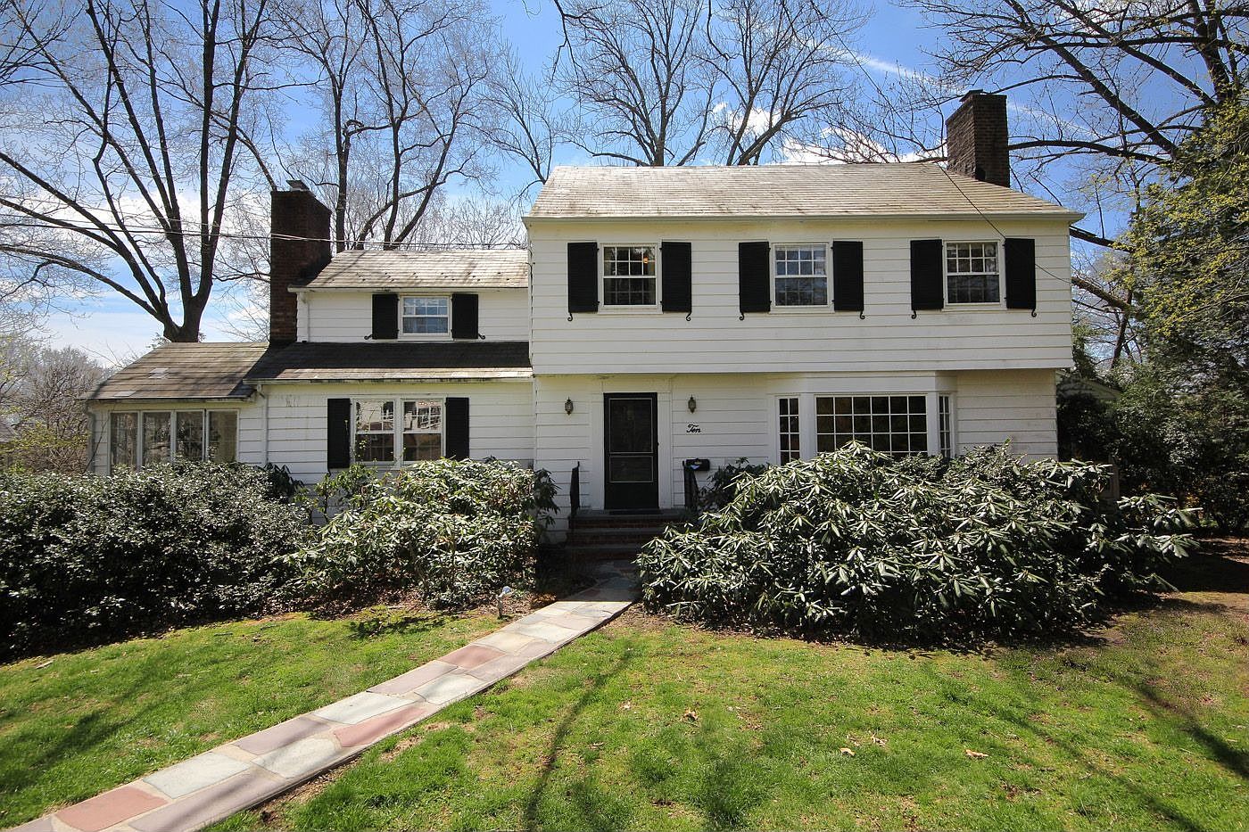 10 Fox Hill Ln, Short Hills, NJ 07078 | Zillow