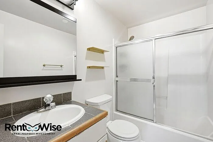 68 McCoppin St #7 — Photo 10