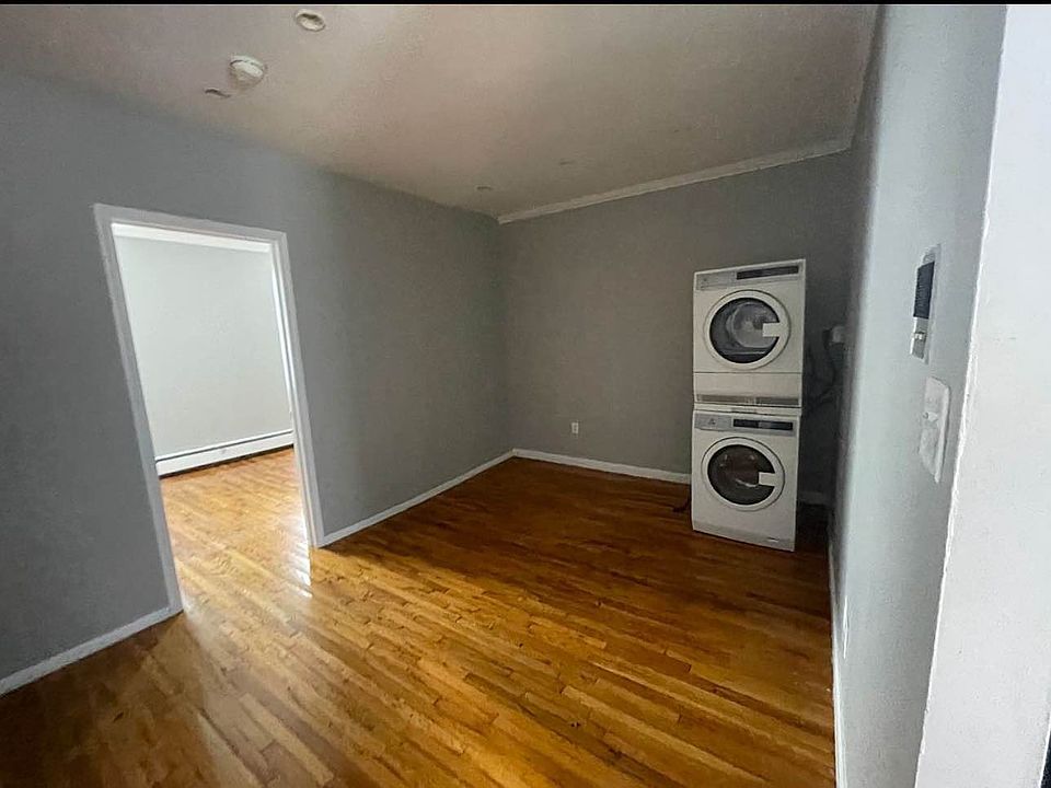 2nd image of 211 W 146th St APT 5H