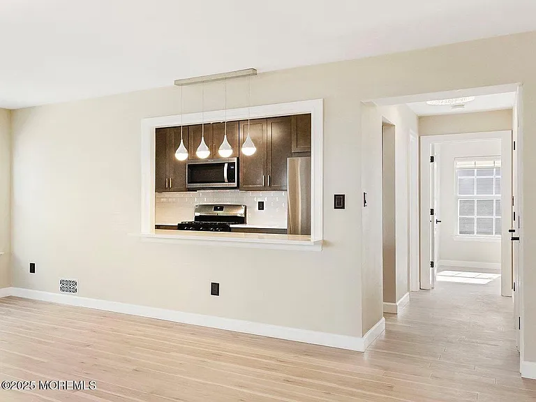 103 Hyacinth Ln — Photo 10