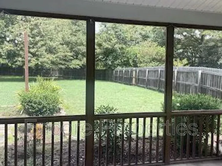 1324 Forest Fern Ln — Photo 16