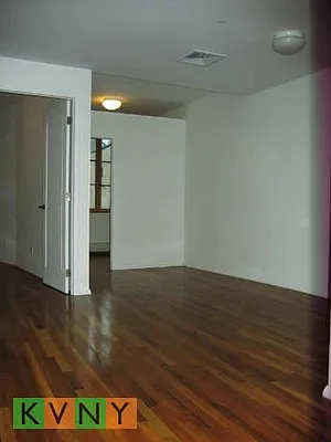 Rented by KVNY Soho | media 55