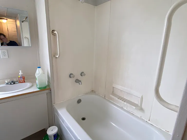 660 N Millborne Rd — Photo 9