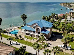 200 W Pompano St, South Padre Island, TX 78597